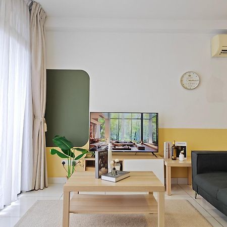 One Tebrau By Antlerzone Apartman Johor Bahru Kültér fotó