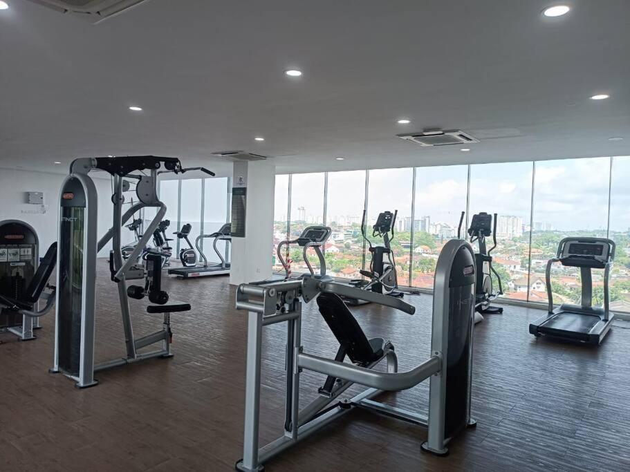One Tebrau By Antlerzone Apartman Johor Bahru Kültér fotó