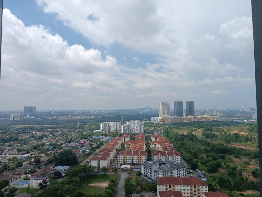 One Tebrau By Antlerzone Apartman Johor Bahru Kültér fotó